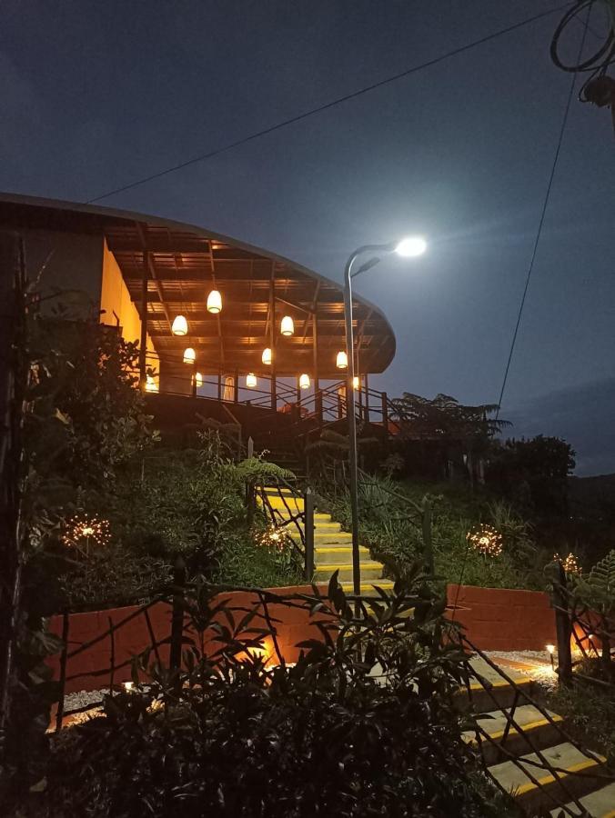 Glamping The Mountain Otel Guatapé Dış mekan fotoğraf